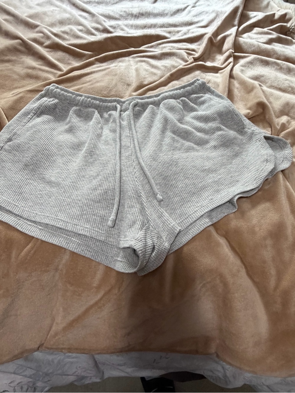 Nordstrom BP Women’s Light Gray Thermal Lounge Shorts Medium